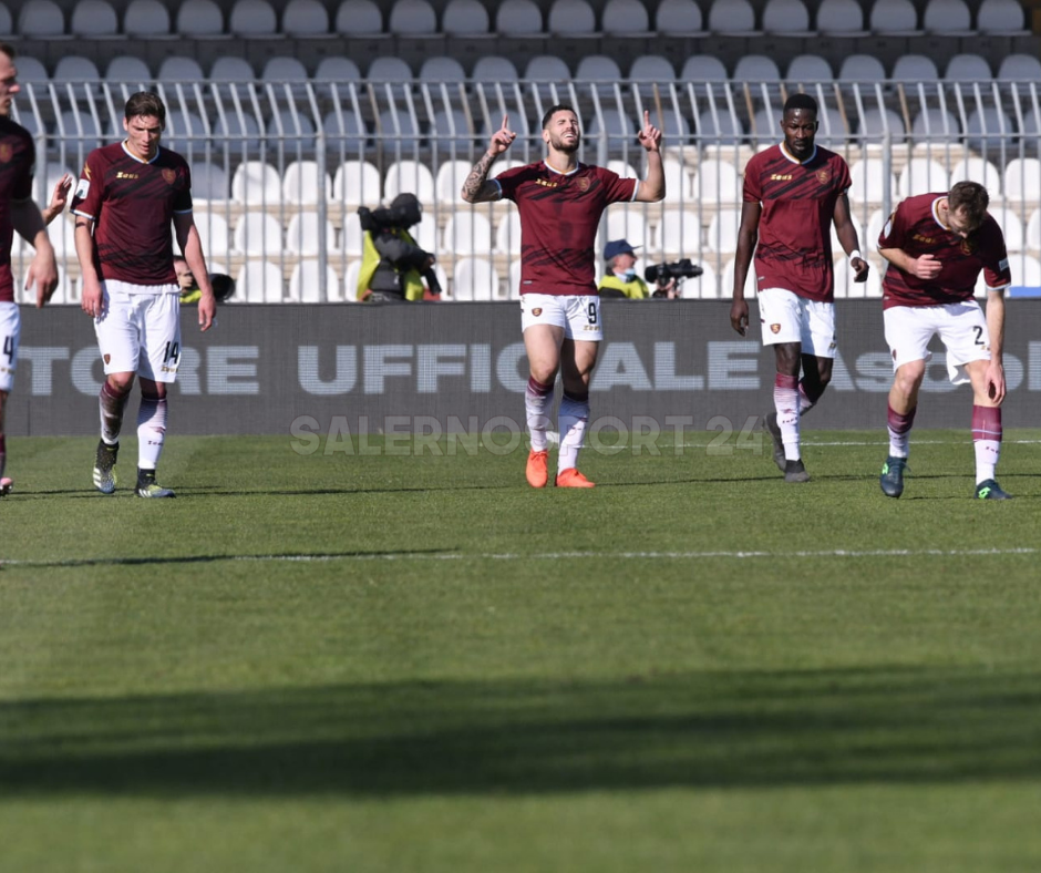 ascoli-salernitana-tutino